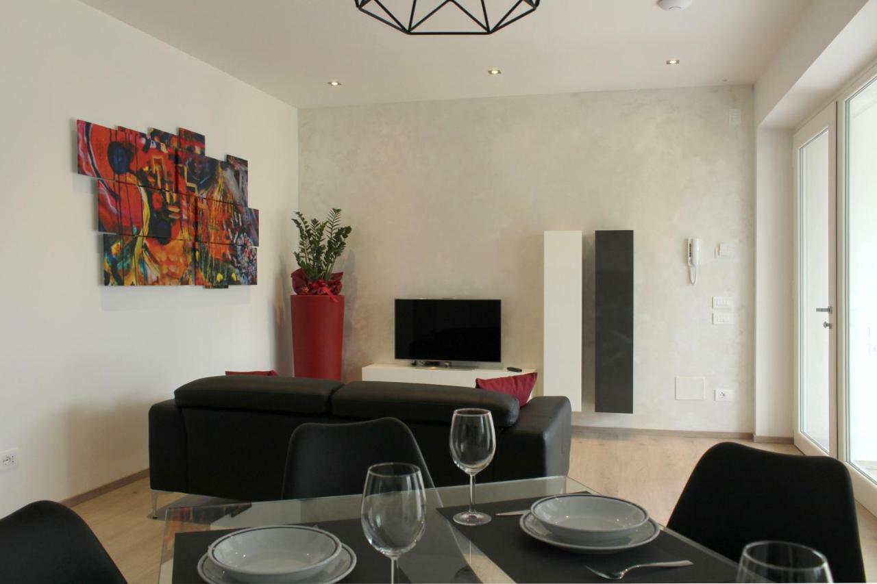 Cosy Torri Apartments Торри-дель-Бенако Экстерьер фото